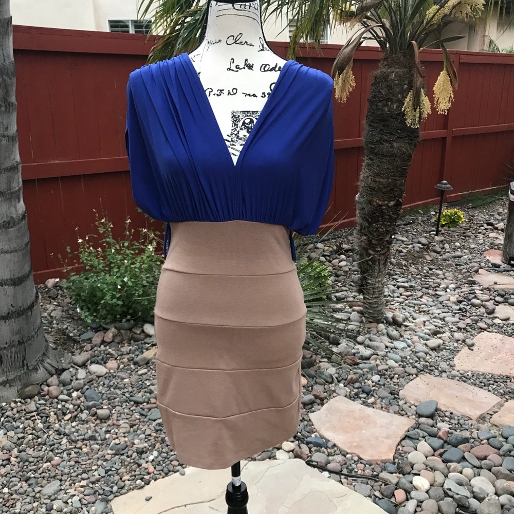 Super Cute Blue And Tan Dress Size S